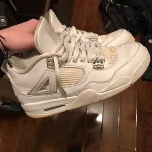 Pure money Jordan 4’s size 8.5